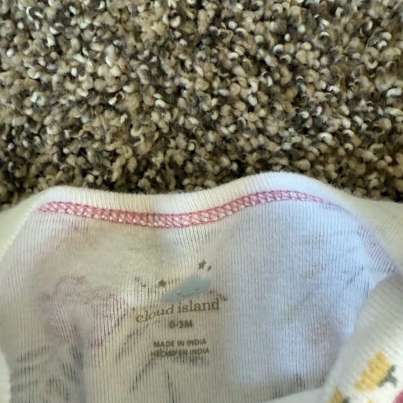 Cloud Island Floral Baby Girl Bodysuit - Pink and Green Size 0-3 months - Picture 2 of 3